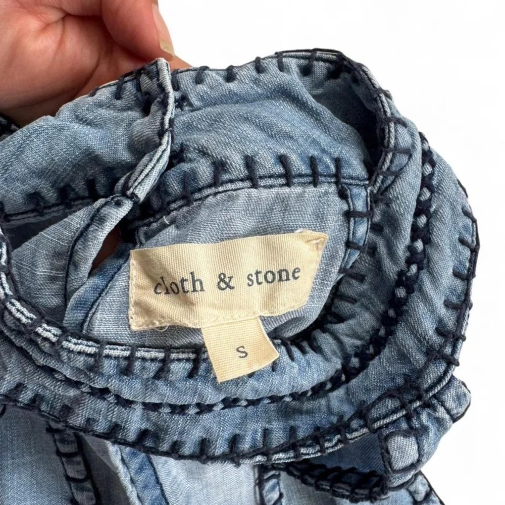 Cloth & Stone Sleeveless Shirt Dress – Soft Chambray Blue // Easy & Effortless - Picture 5 of 6